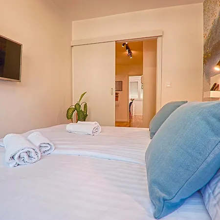 Center Of Makarska Apartamento