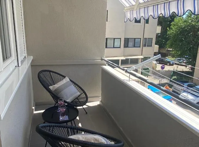 Апартаменти A&a Макарська